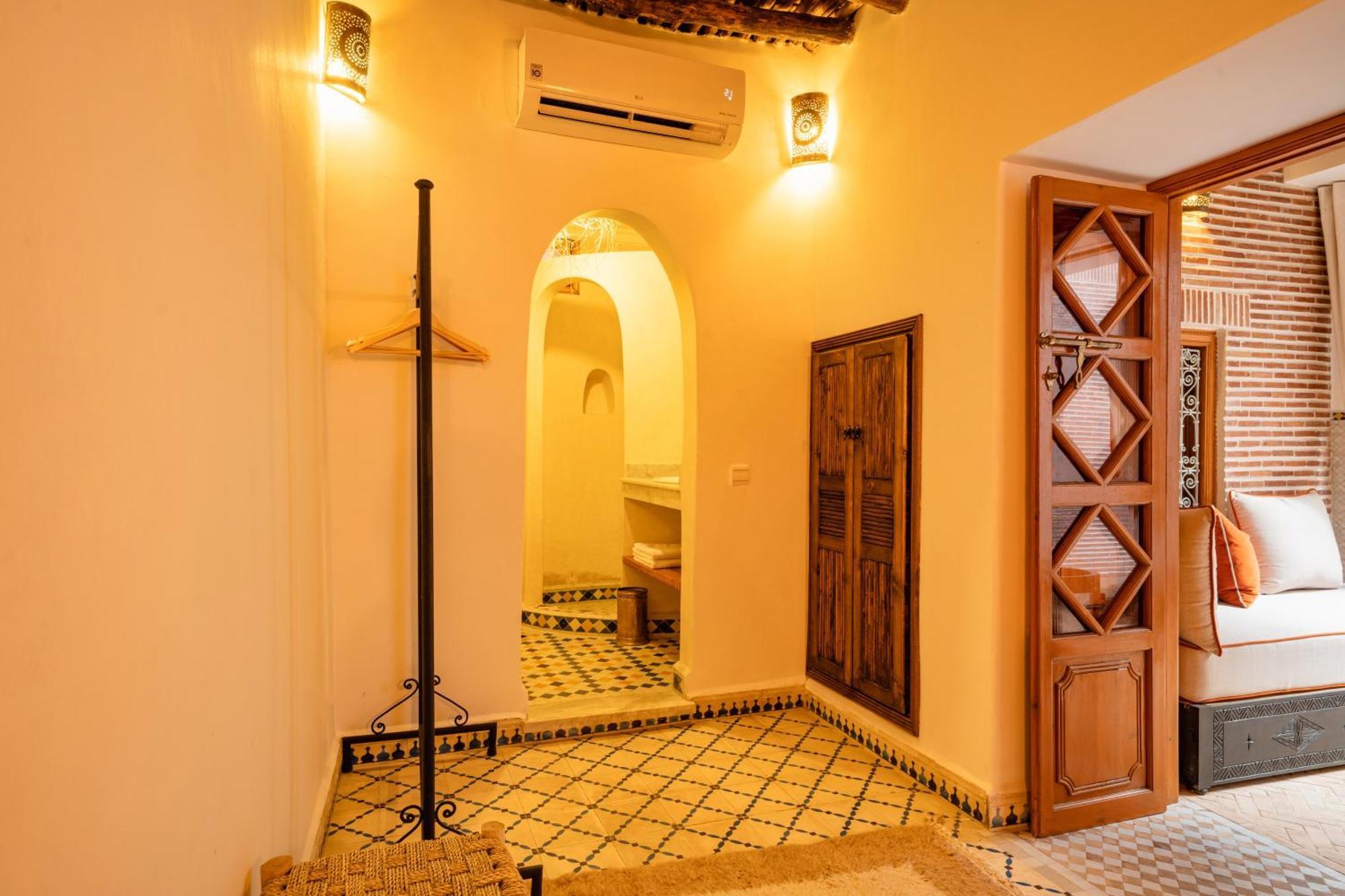 Riad The D'Orient - Piscine Privee - Petit Dejeuner Marrakesch Exterior foto